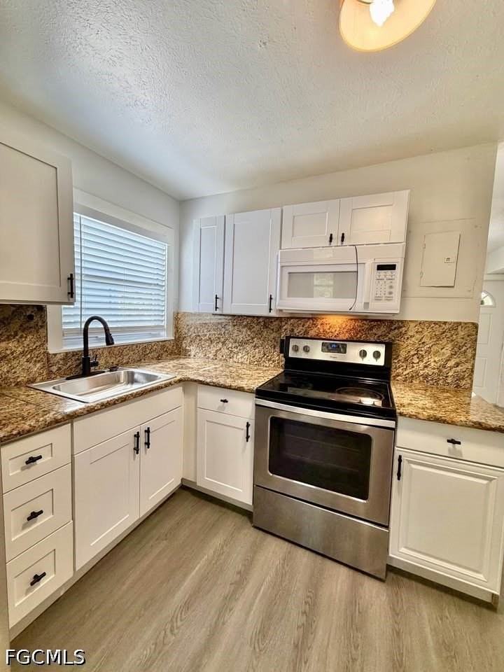3208 Dale St - Photo 6 of 20