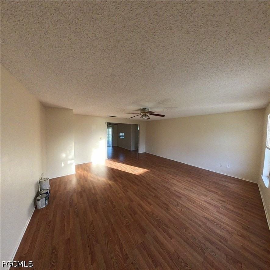 10650 Jacatree Ct - Photo 3 of 20