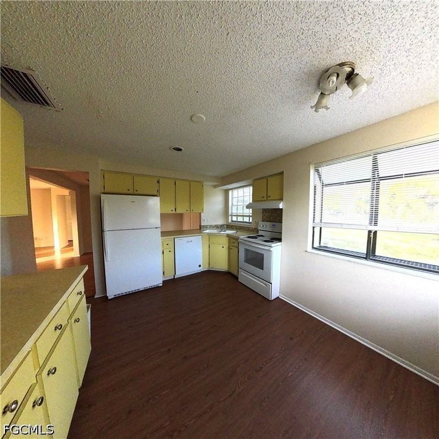 10650 Jacatree Ct - Photo 6 of 20