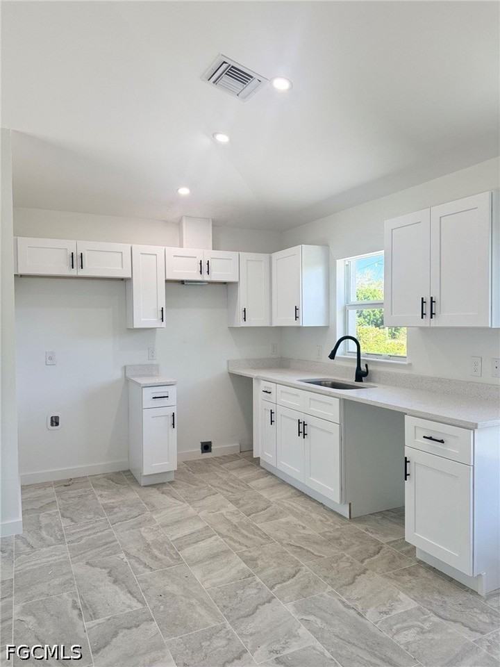 714 Ledge St - Photo 4 of 28