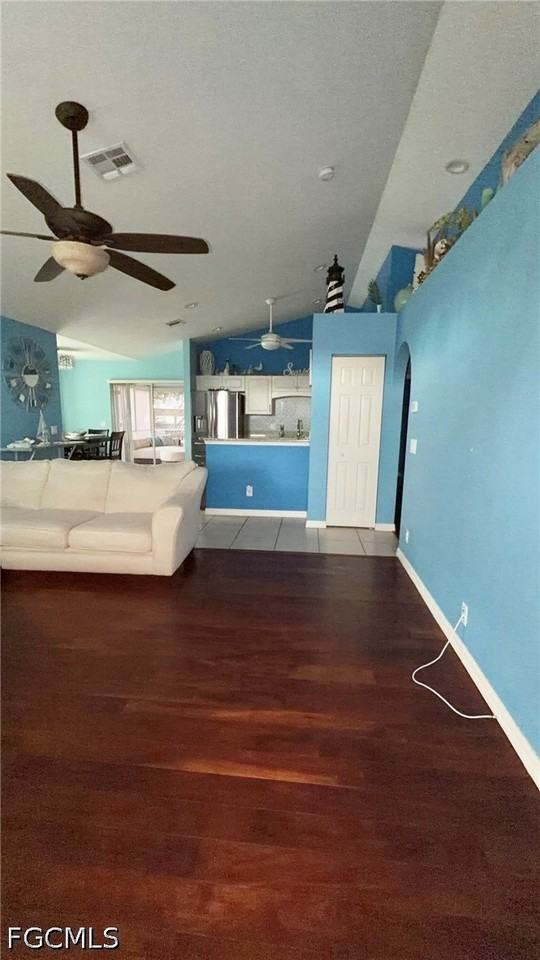 11652 Pawley Ave - Photo 4 of 50