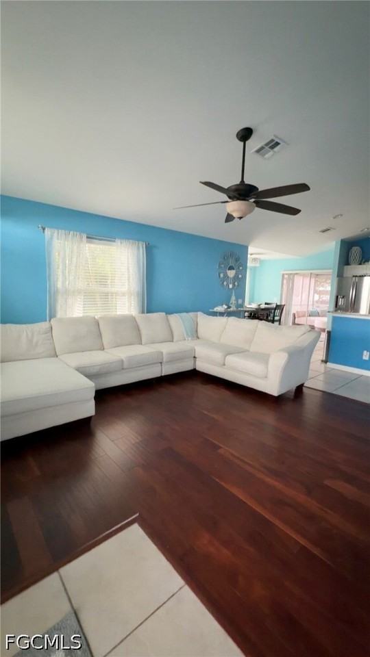 11652 Pawley Ave - Photo 5 of 50