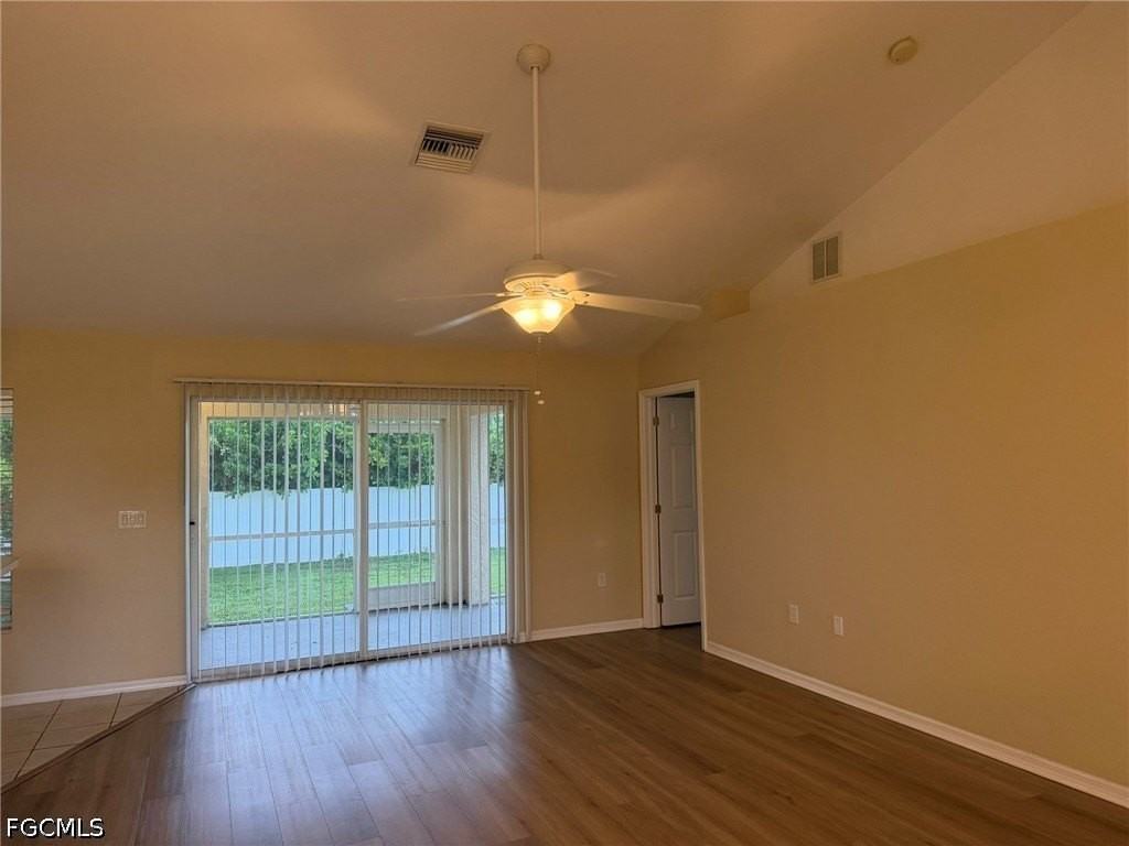 2909 Nw 25th St - Photo 5 of 32
