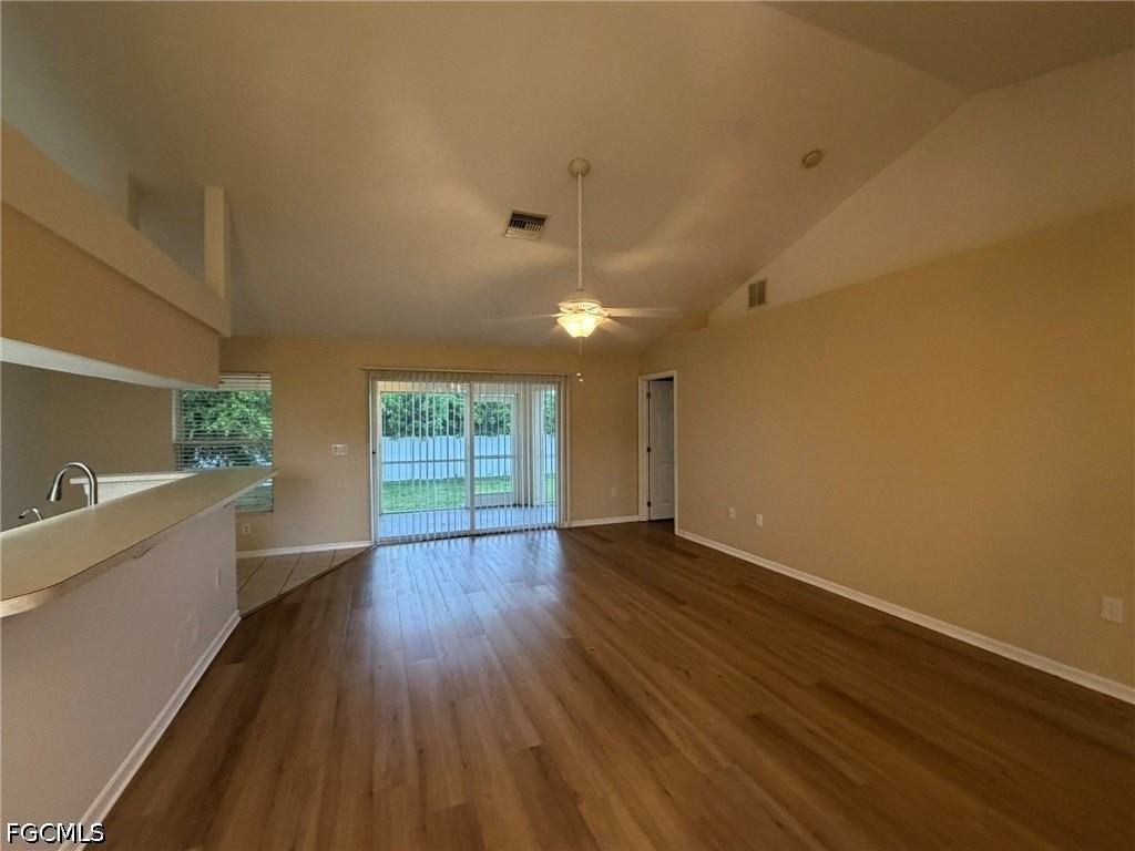2909 Nw 25th St - Photo 6 of 32
