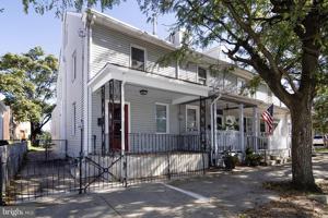 featured image of 207 Somerset St