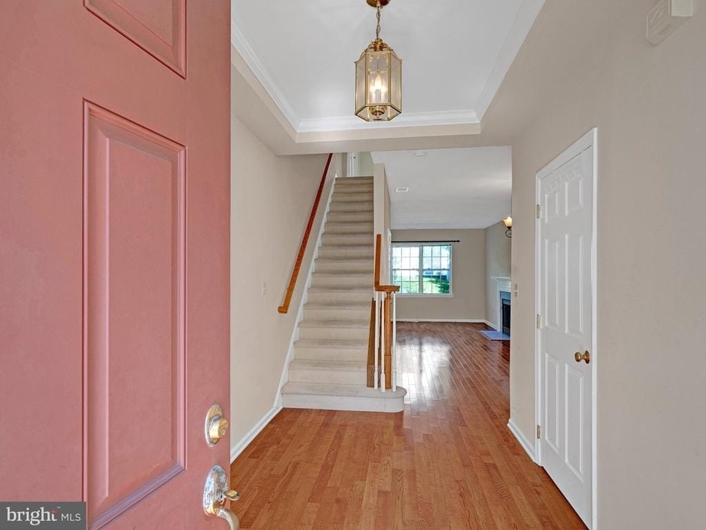 252 Brinley Dr - Photo 3 of 37