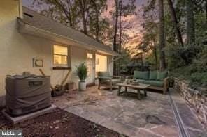 156 Gypsy Ln - Photo 6 of 33