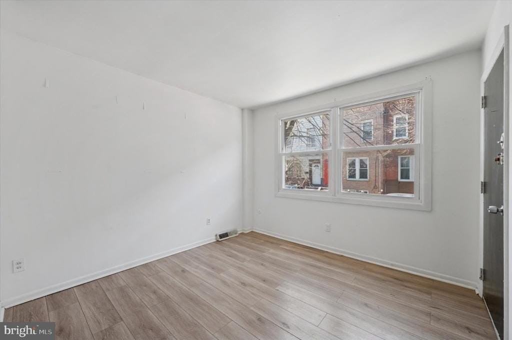 2239 S 15th St - Photo 5 of 23