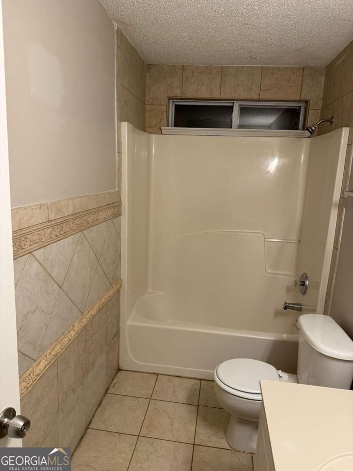 449 Kara Ln - Photo 6 of 7