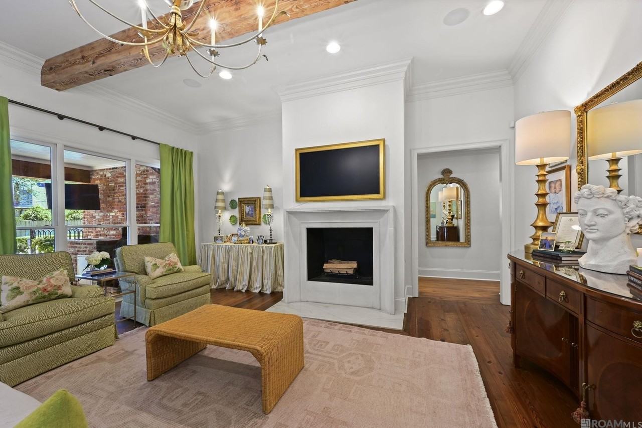 18026 Prestwick Ave - Photo 3 of 32