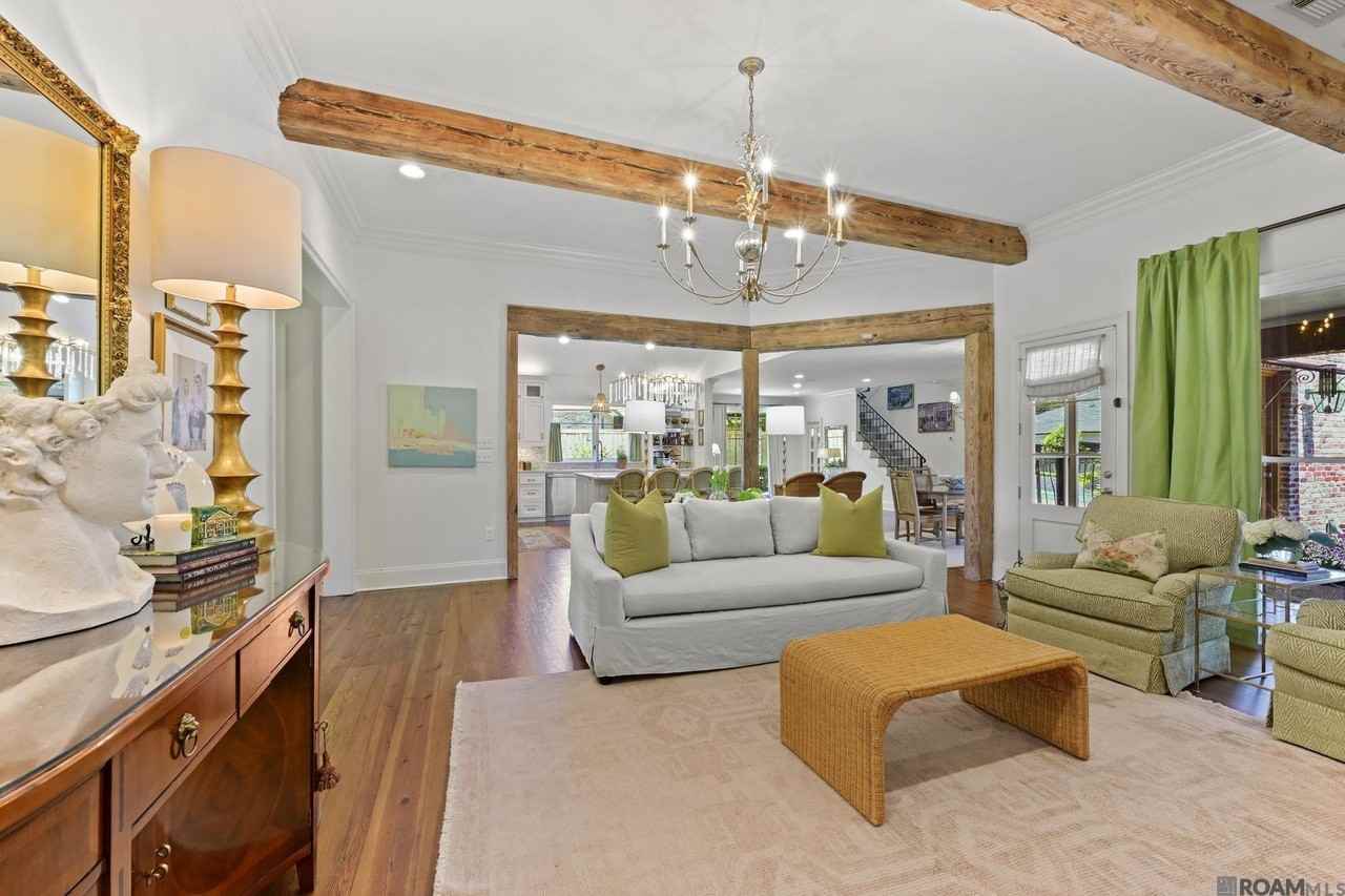 18026 Prestwick Ave - Photo 4 of 32
