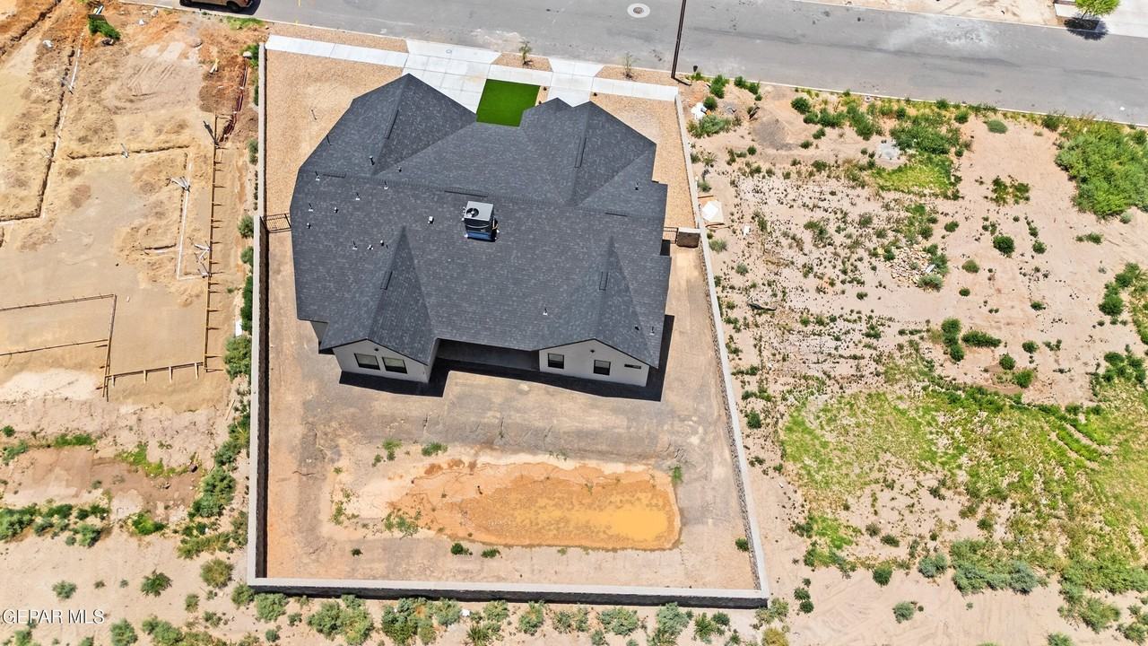 5691 Rio Bonito Cir - Photo 4 of 50