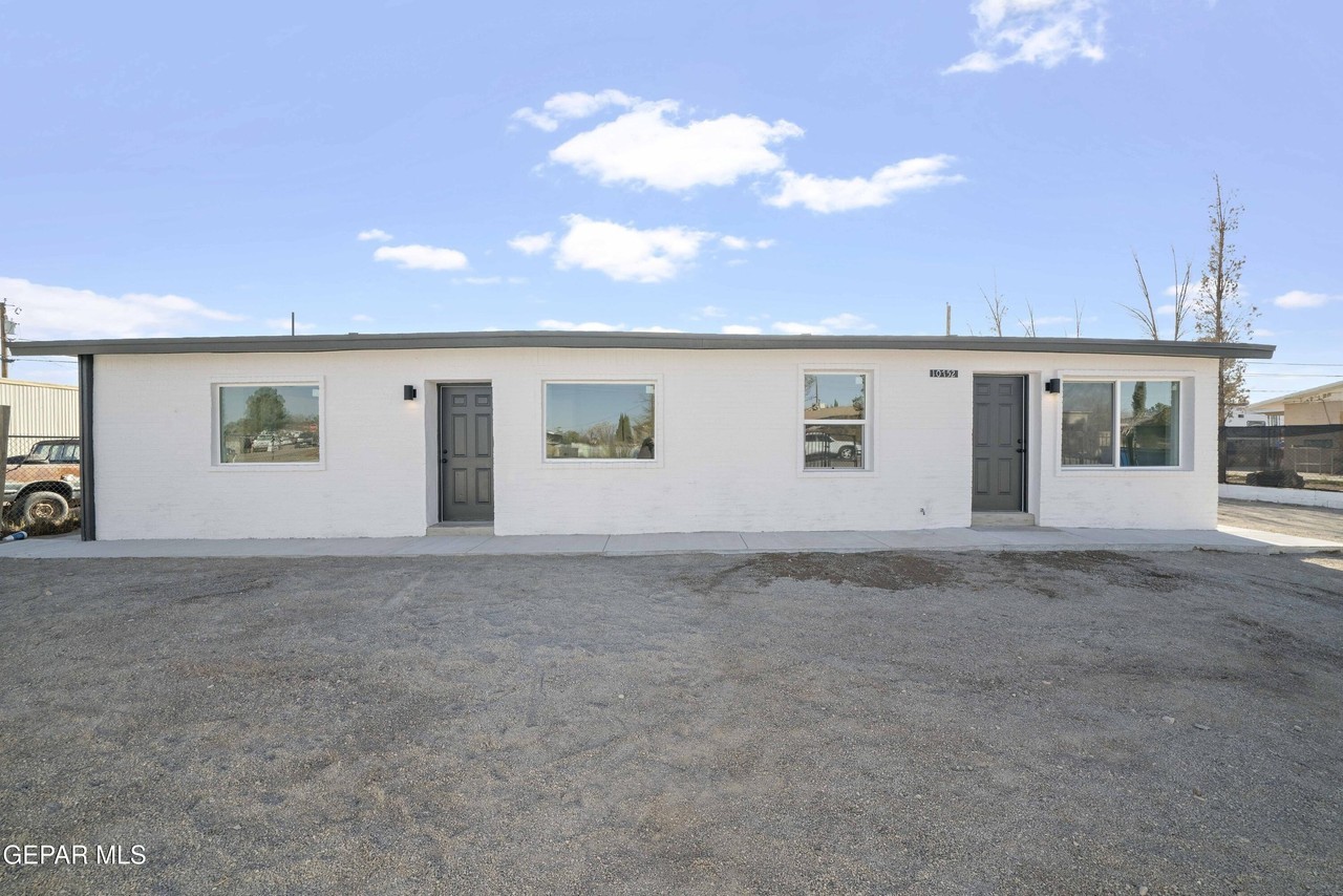 10752 Mellward Rd #A - Photo 2 of 22