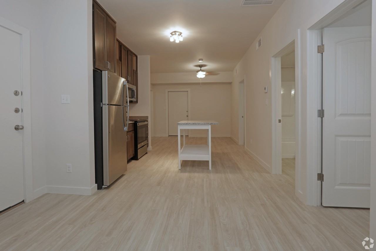 1061 Ranger St #7 - Photo 2 of 12