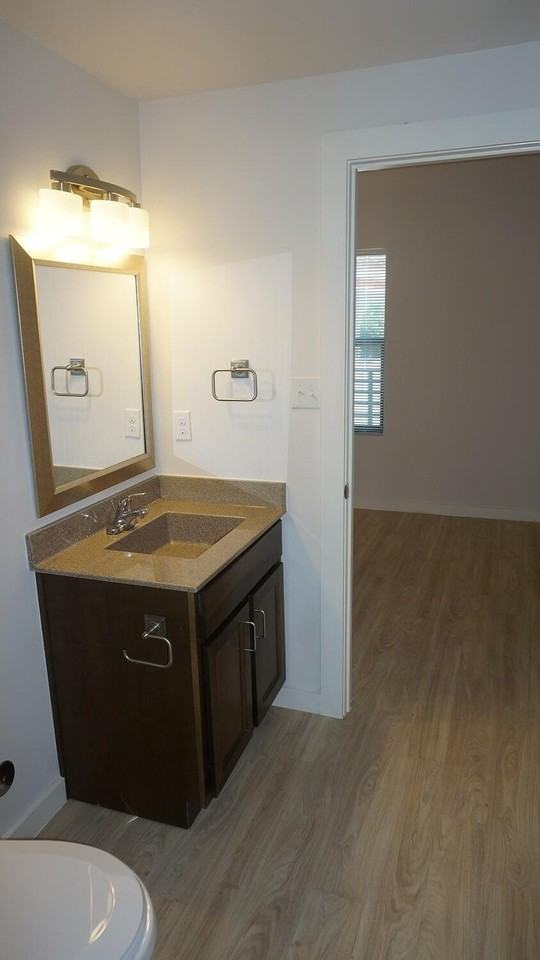 1061 Ranger St #7 - Photo 6 of 12