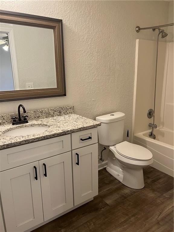 409 Lakewood Ave - Photo 6 of 9