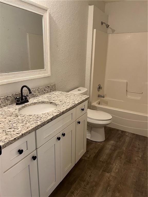 409 Lakewood Ave - Photo 7 of 9