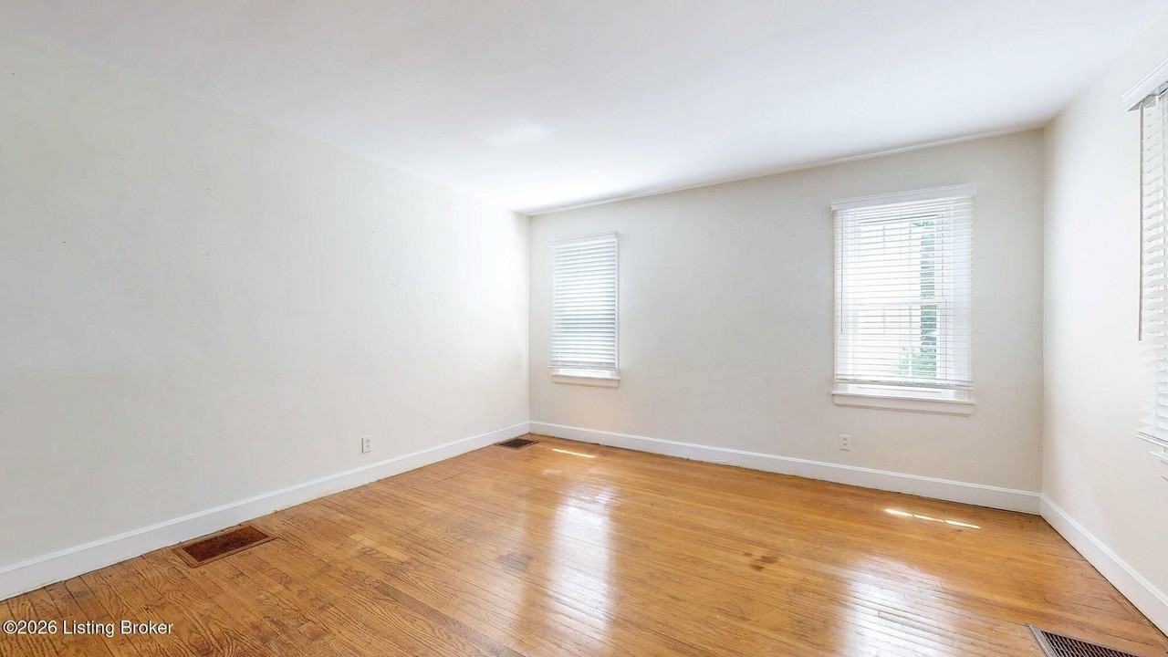 3806 Napanee Rd - Photo 4 of 34