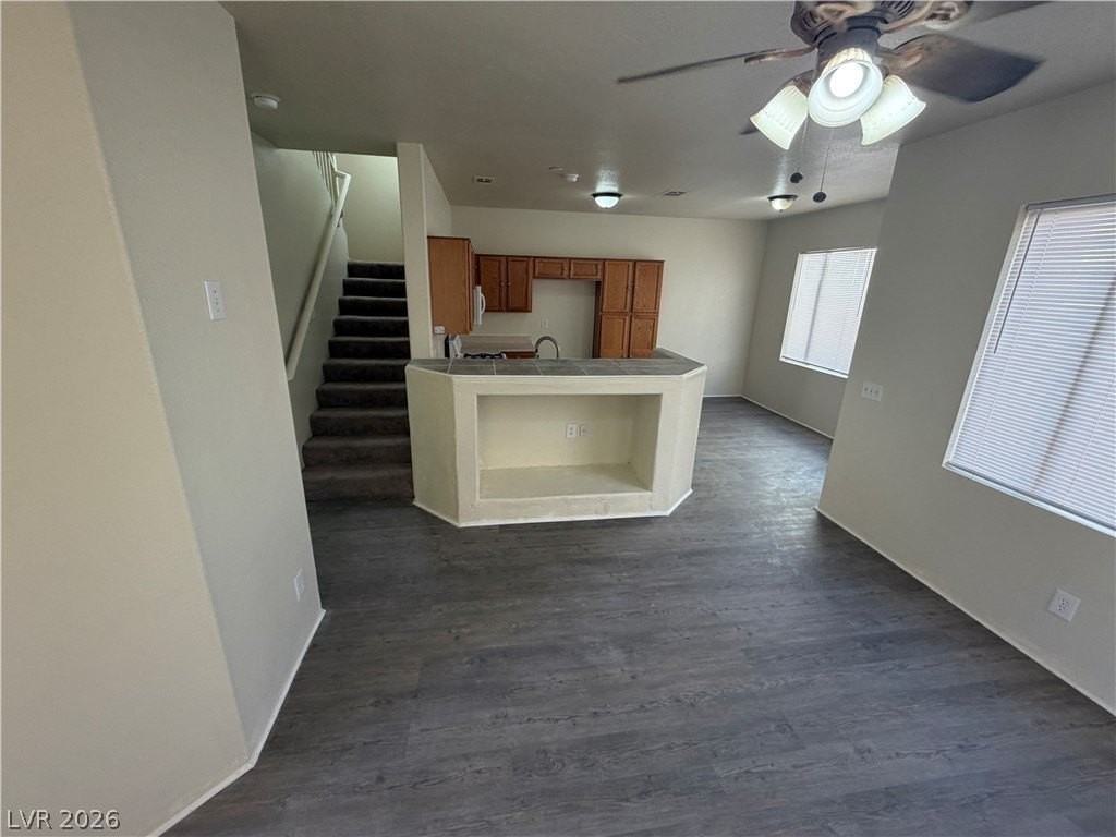 2506 Lady Elizabeth Ct - Photo 3 of 50