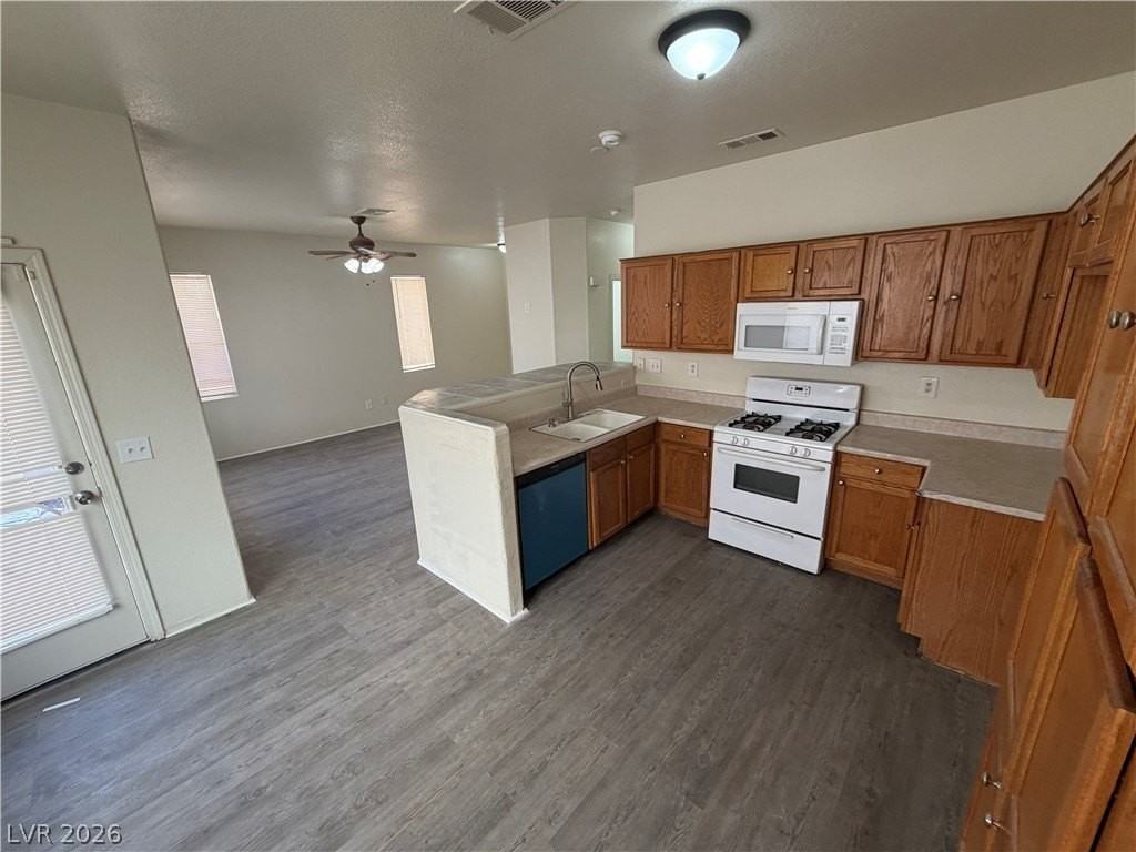2506 Lady Elizabeth Ct - Photo 4 of 50