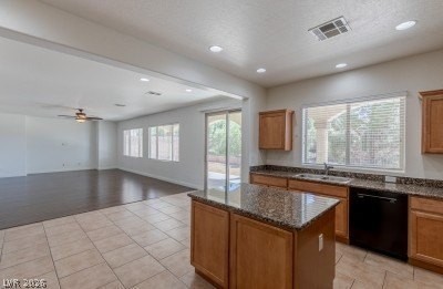 2553 Chateau Clermont St - Photo 6 of 36