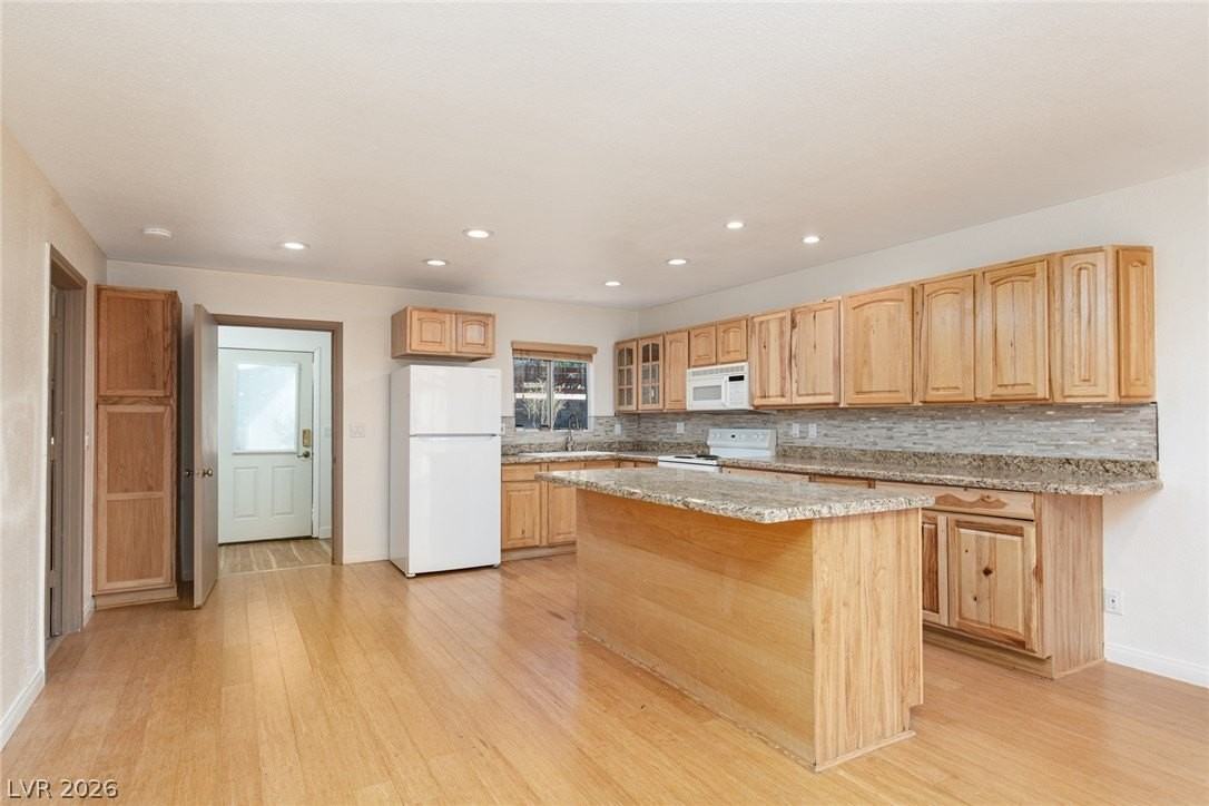 3990 Arlberg Way - Photo 4 of 42