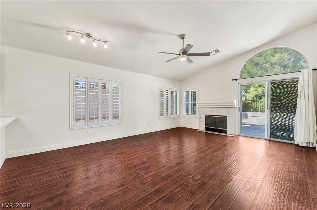 1937 Tropical Breeze Dr - Photo 7 of 23