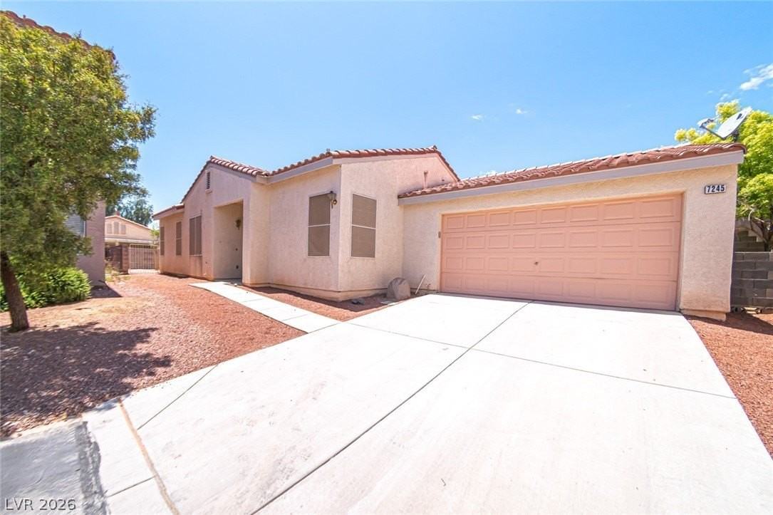 7245 Lost Shadow Ct - Photo 2 of 44