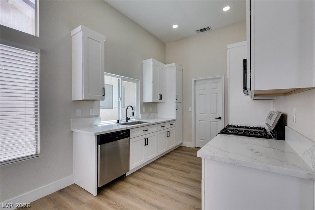 272 Grand Teton Dr - Photo 2 of 14