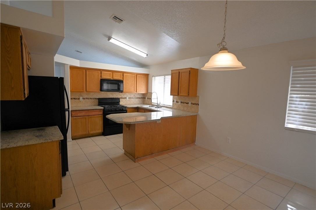 4156 Overbrook Dr - Photo 6 of 40