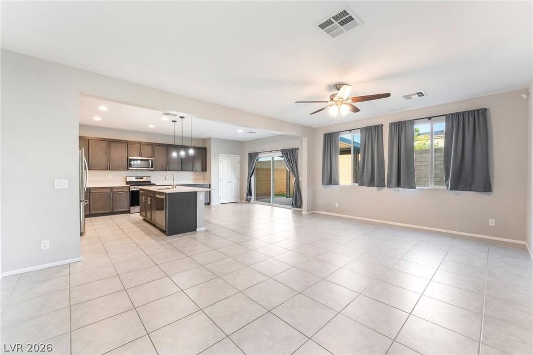 5711 Sedona Springs St - Photo 5 of 32