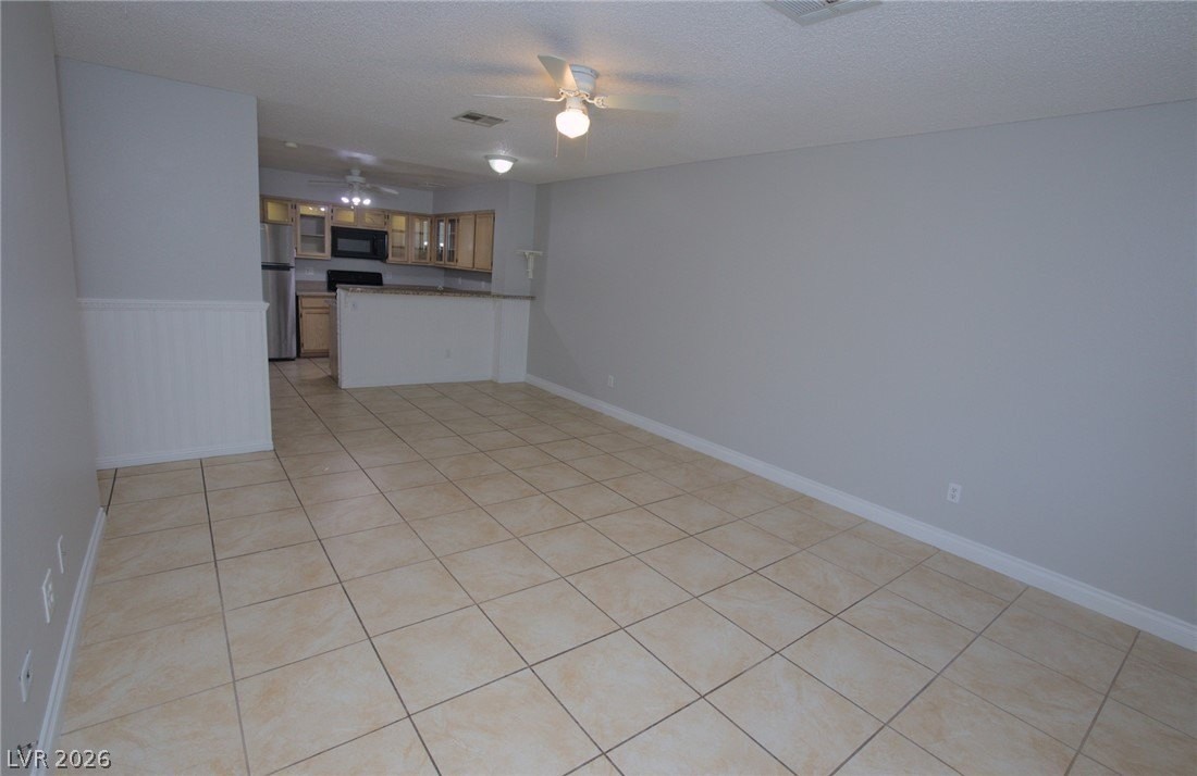 2112 Willowbury Dr #C - Photo 7 of 22