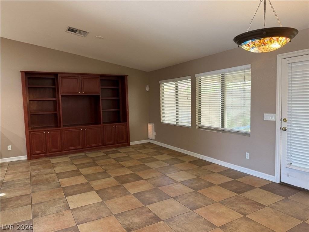 7402 Grand Falls Ct - Photo 7 of 26
