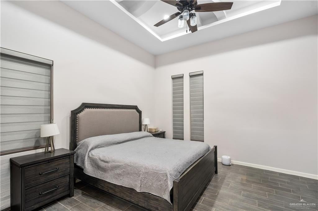1513 Zenith Dr - Photo 6 of 15