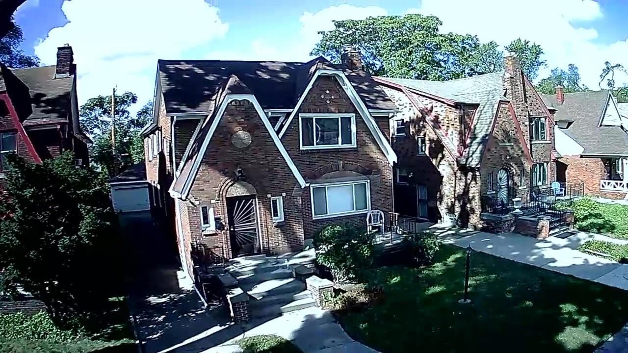 17327 Indiana St - Photo 2 of 35