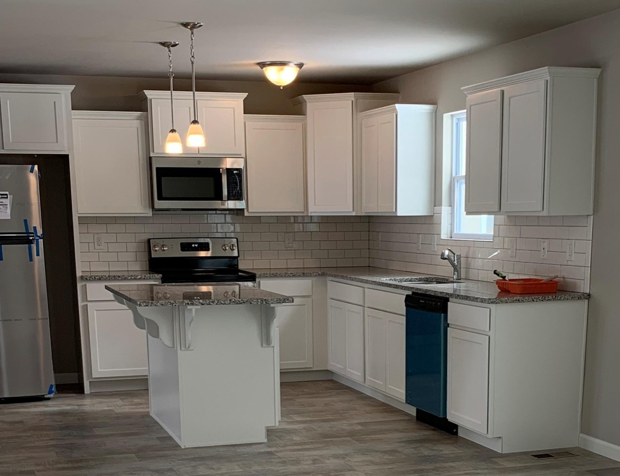 1453 Weatherstone Ln - Photo 2 of 16