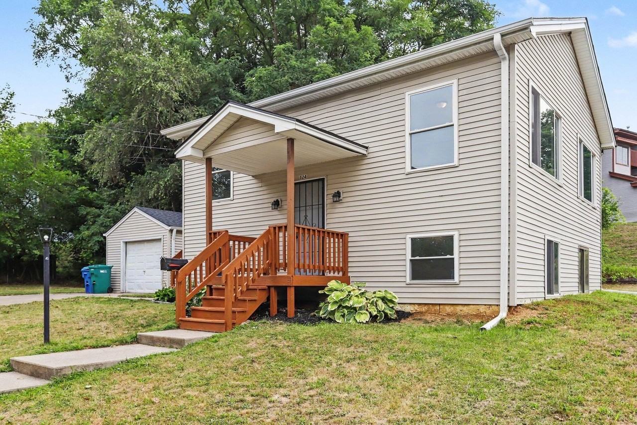 524 Charlotte Ave - Photo 3 of 26