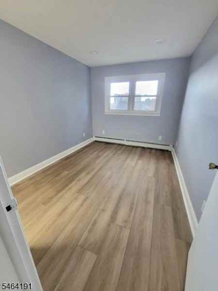 415 7th St #2 - Photo 5 of 7