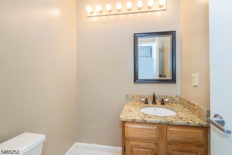 4 Danbury Ct - Photo 4 of 22
