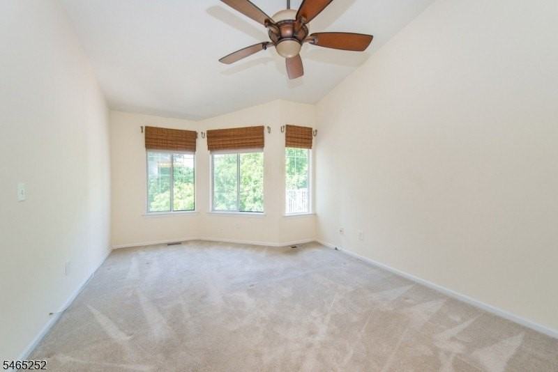 4 Danbury Ct - Photo 7 of 22