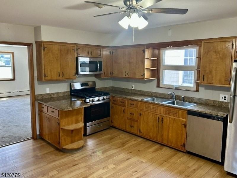 650 Main St - Photo 5 of 17