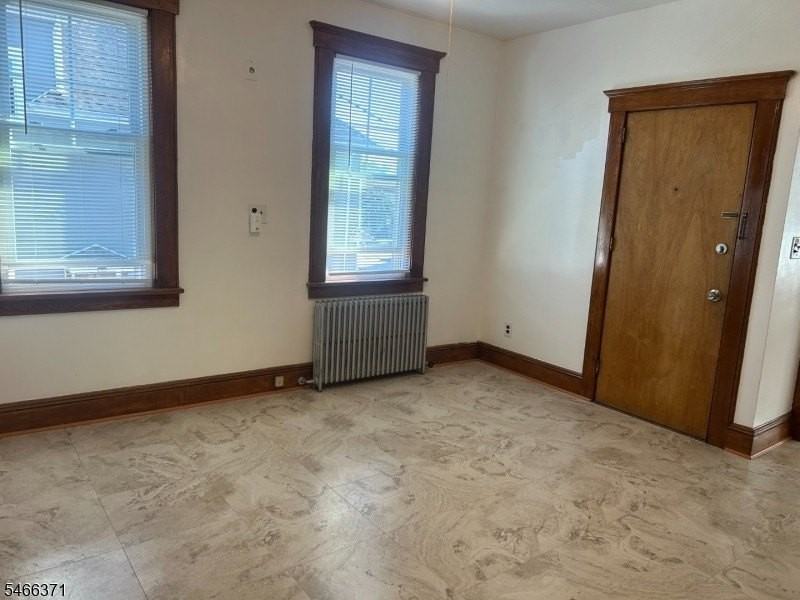 134 Ray St - Photo 7 of 21