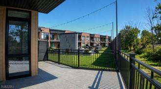 140 W Webster Ave #121 - Photo 1 of 1