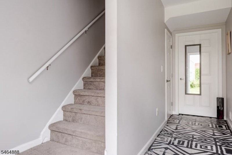 194A N Grove St - Photo 2 of 17