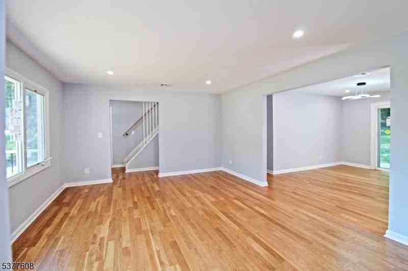 96 Newton Sparta Rd - Photo 6 of 21