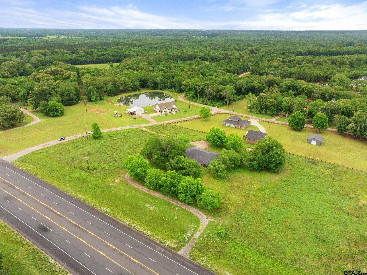 5161 Us Highway 271 N - Photo 2 of 34