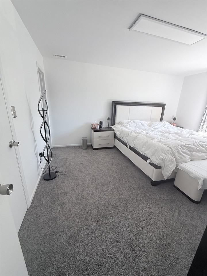 550 Cross St #3B - Photo 5 of 16