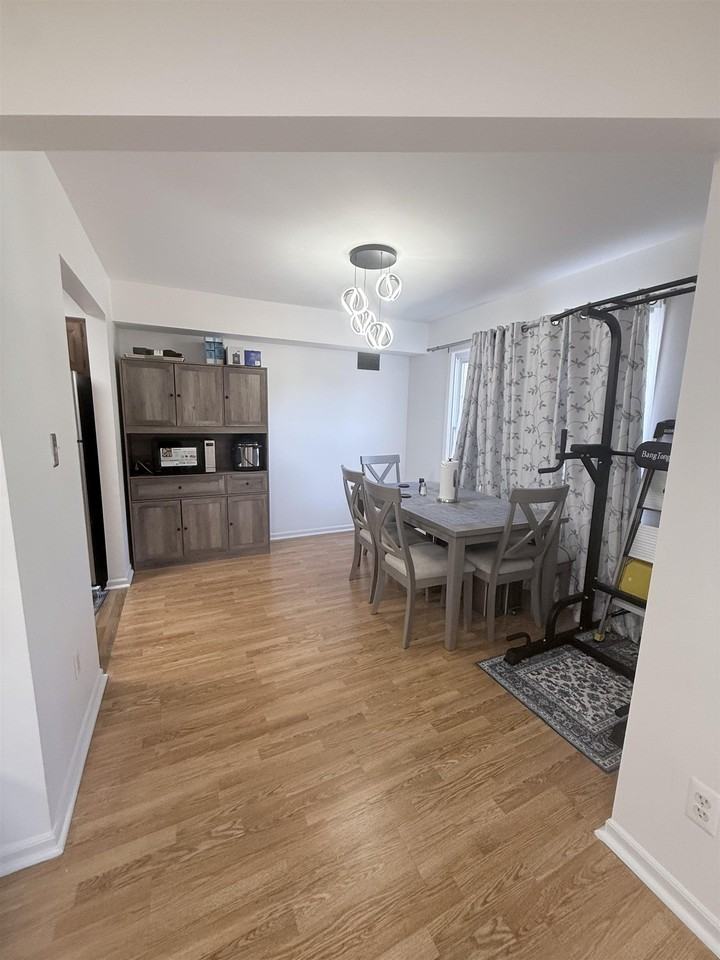550 Cross St #3B - Photo 6 of 16