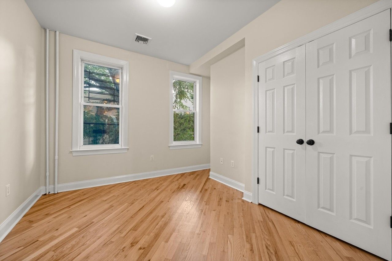 25 Bleecker St #2R - Photo 5 of 15