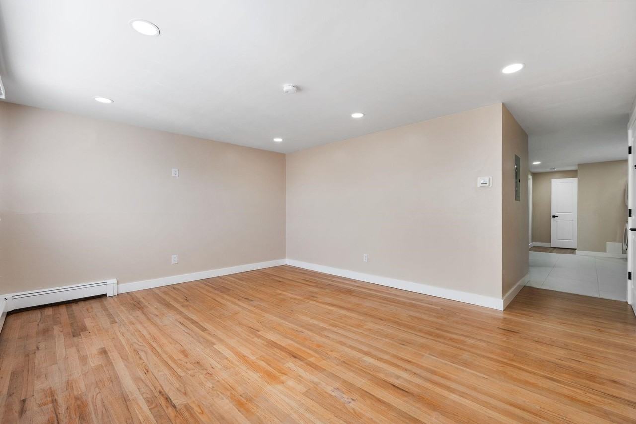 416 Cator Ave #2 - Photo 6 of 16